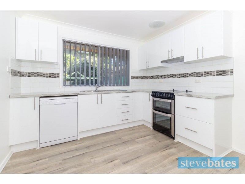 18 Rosemount Drive, Raymond Terrace NSW 2324