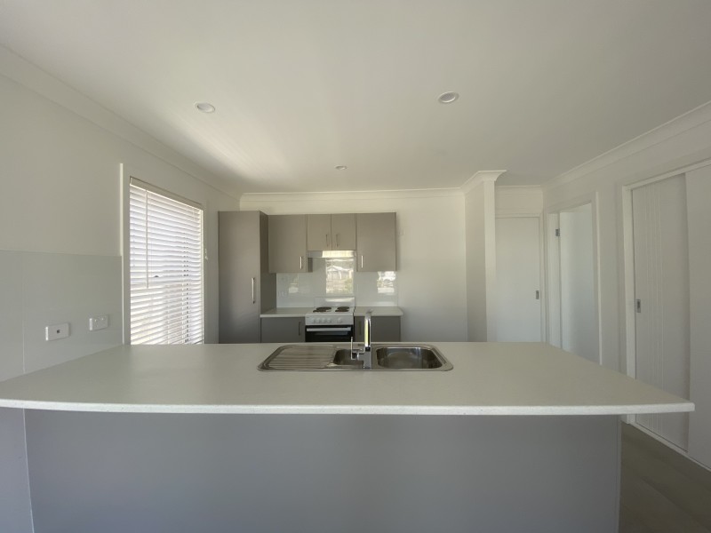 1/4 Irrawang Street, Raymond Terrace NSW 2324