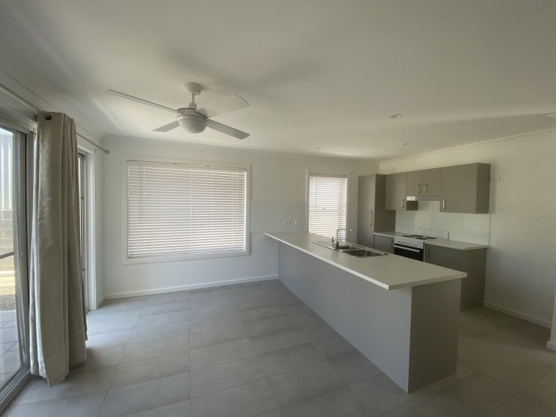 1/4 Irrawang Street, Raymond Terrace NSW 2324