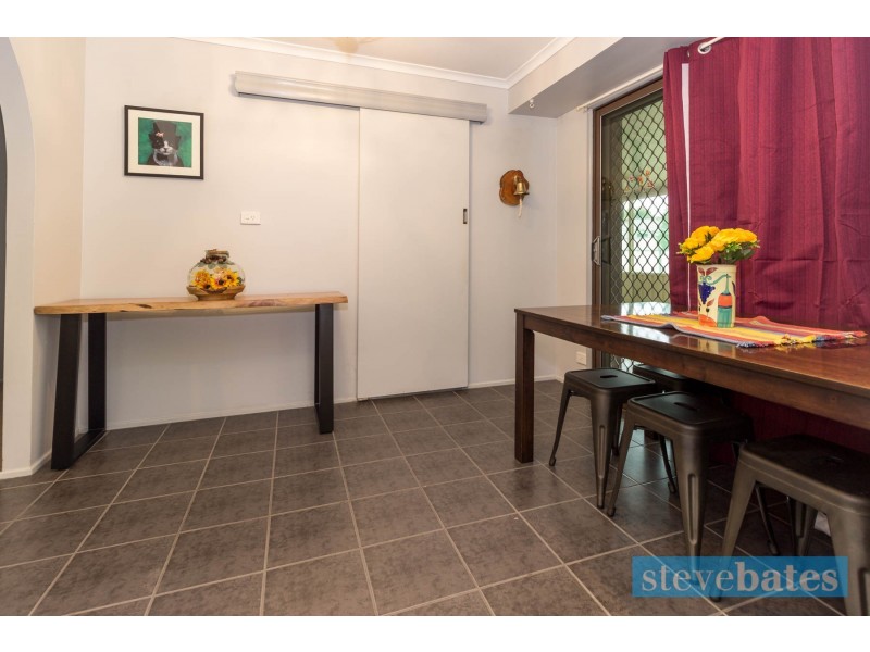 8 Osterley Close, Raymond Terrace NSW 2324