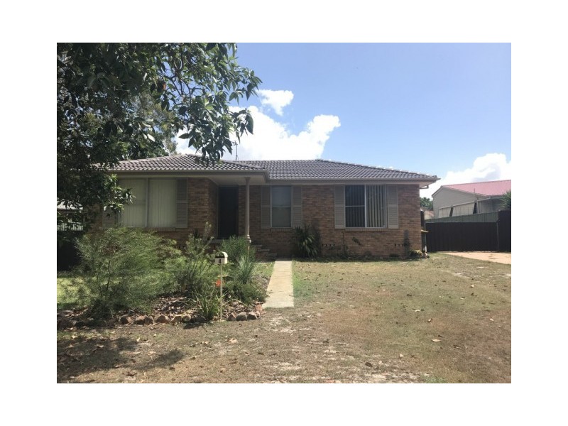 4 Brandon Close, Raymond Terrace NSW 2324