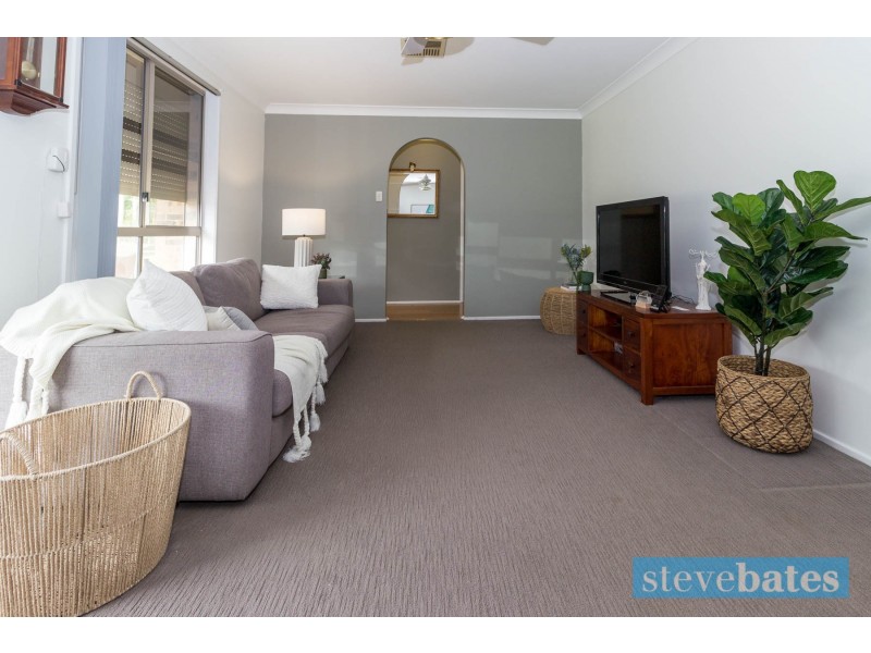 14 Greenslopes Drive, Raymond Terrace NSW 2324