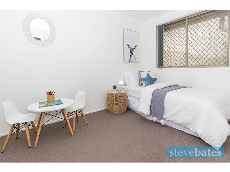 14 Greenslopes Drive, Raymond Terrace NSW 2324