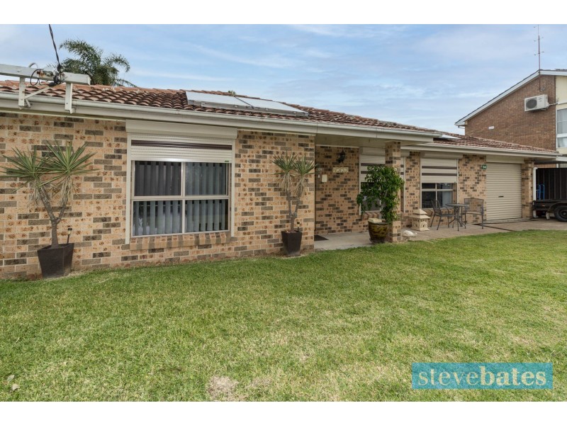 14 Greenslopes Drive, Raymond Terrace NSW 2324