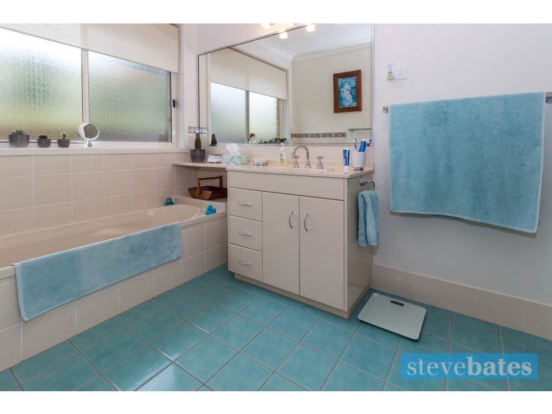 1 Bennett Place, Raymond Terrace NSW 2324