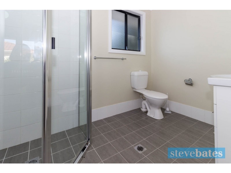 2/33 Oak Circuit, Raymond Terrace NSW 2324