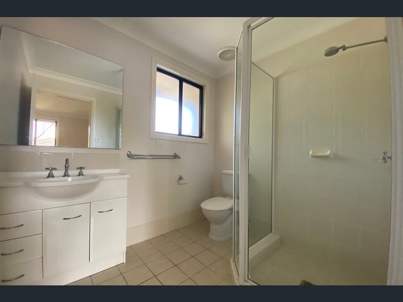 1/18 Oak Circuit, Raymond Terrace NSW 2324