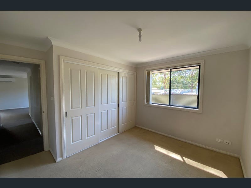 1/18 Oak Circuit, Raymond Terrace NSW 2324