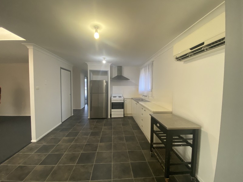 8 Elwin Road, Raymond Terrace NSW 2324
