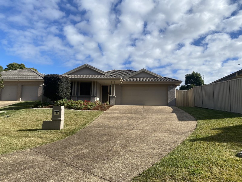 35 Moxey Close, Raymond Terrace NSW 2324