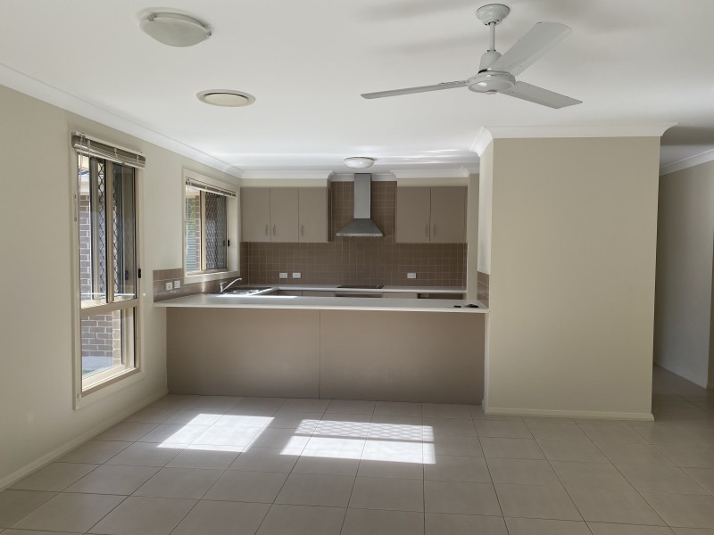 35 Moxey Close, Raymond Terrace NSW 2324