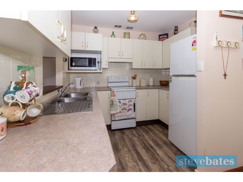 17 Scott Close, Raymond Terrace NSW 2324