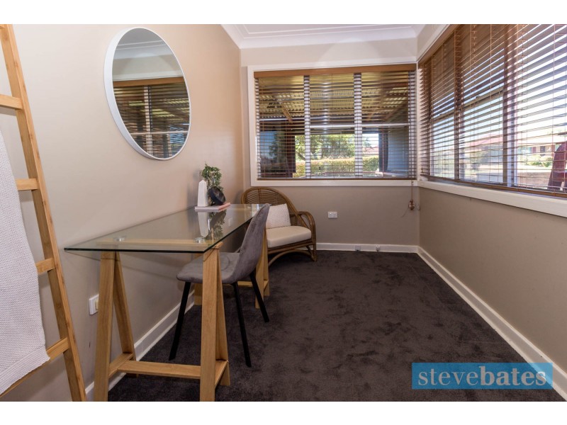 6 Yarramundi Street, Raymond Terrace NSW 2324