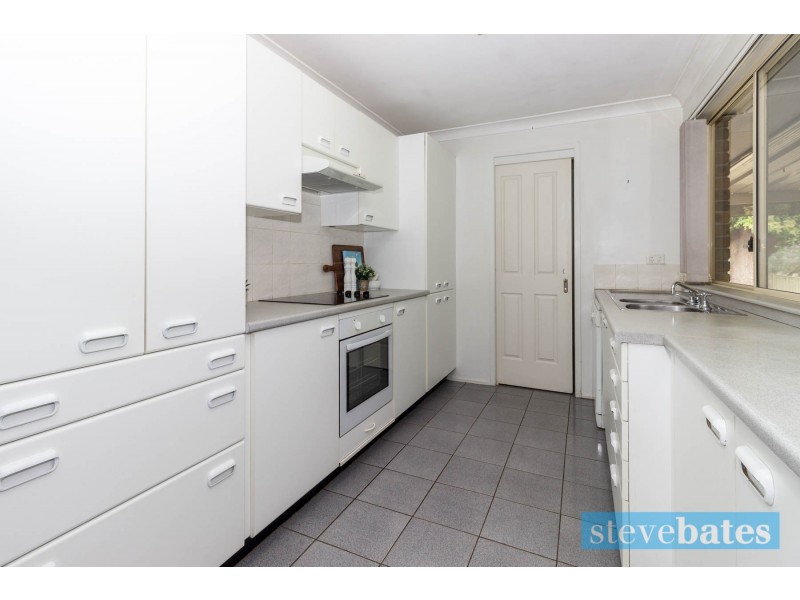 4 Sherwood Place, Raymond Terrace NSW 2324