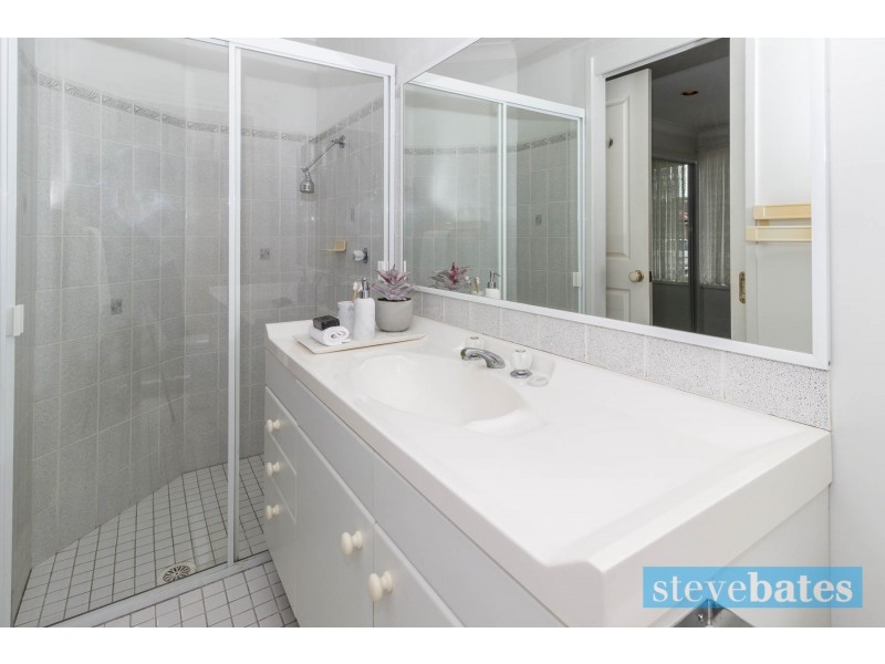 4 Sherwood Place, Raymond Terrace NSW 2324