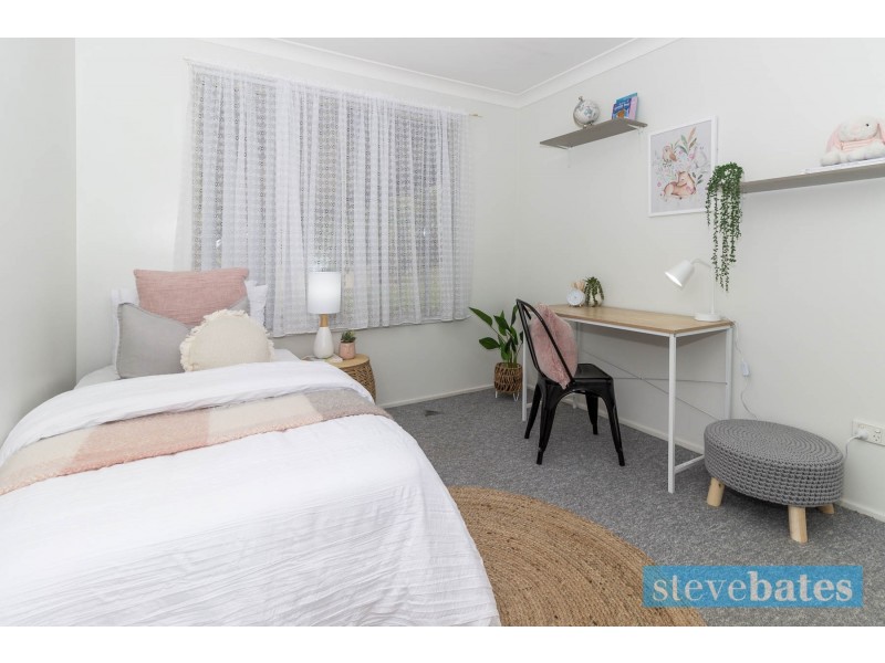 4 Sherwood Place, Raymond Terrace NSW 2324