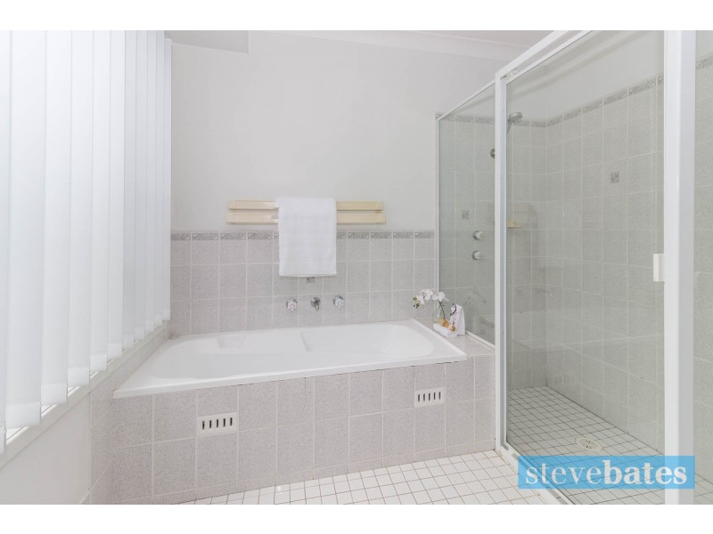 4 Sherwood Place, Raymond Terrace NSW 2324