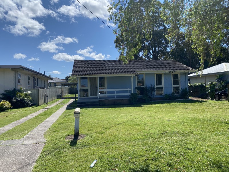 35 Troman Parade, Raymond Terrace NSW 2324