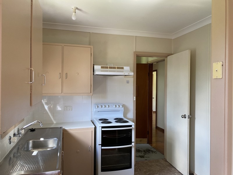 35 Troman Parade, Raymond Terrace NSW 2324