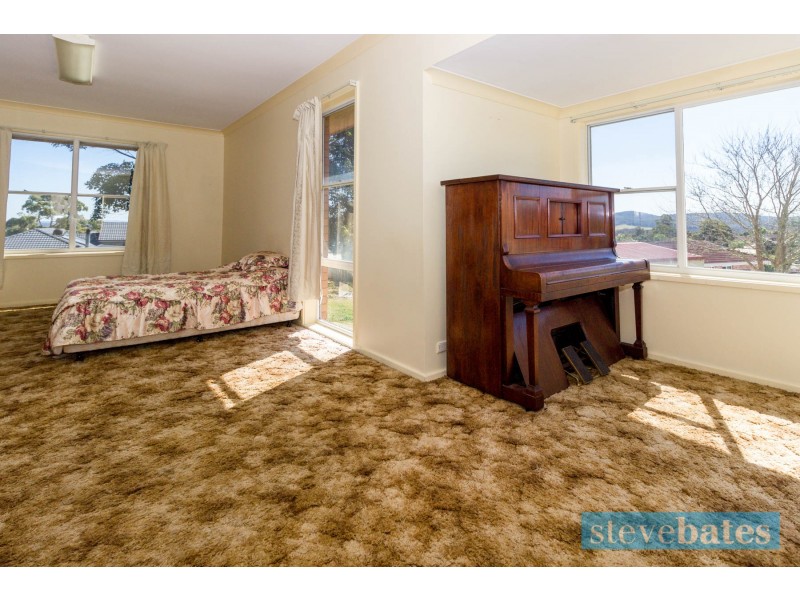 12 Rees James Road, Raymond Terrace NSW 2324
