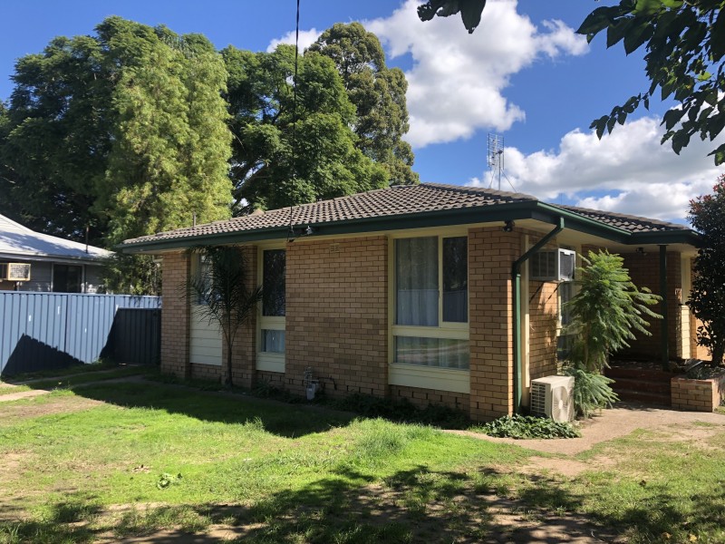 15 Clyde Circuit, Raymond Terrace NSW 2324