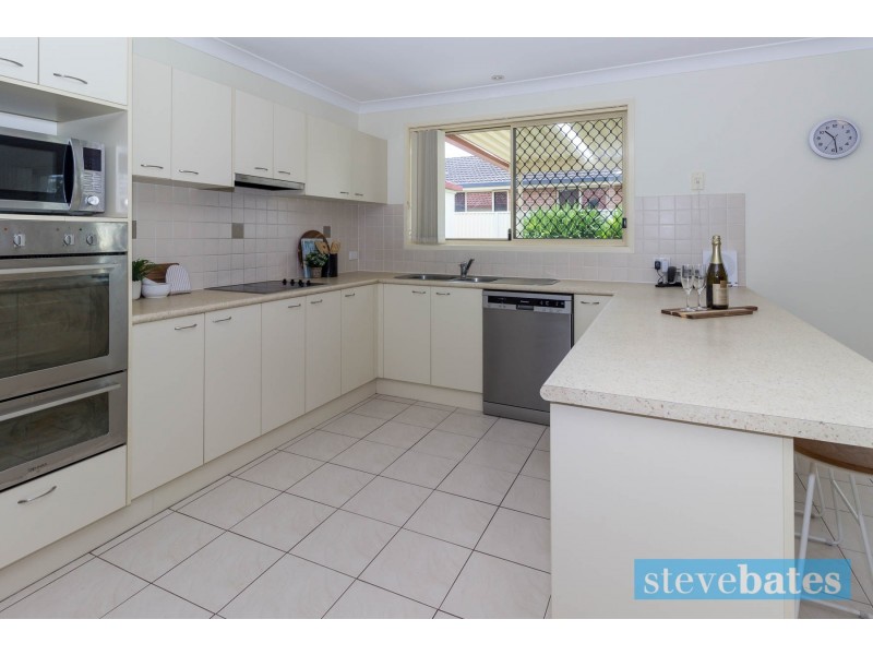 11 McPherson Place, Raymond Terrace NSW 2324