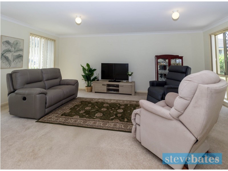 11 McPherson Place, Raymond Terrace NSW 2324