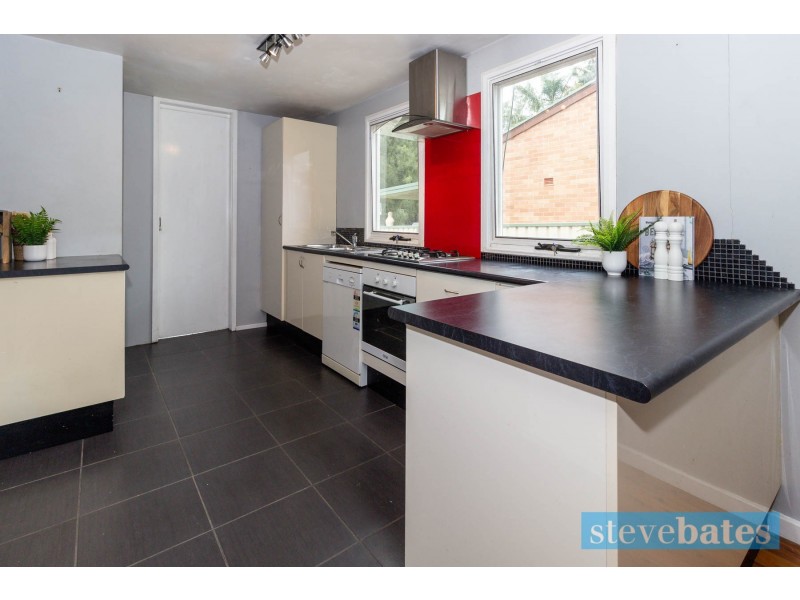 74 Links Drive, Raymond Terrace NSW 2324