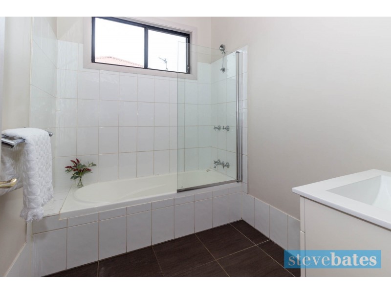 5 Wood Street, Raymond Terrace NSW 2324