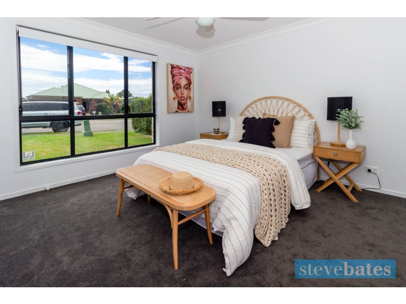24 Martens Avenue, Raymond Terrace NSW 2324