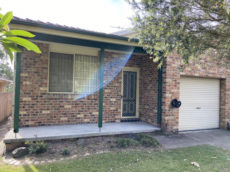 8 Baker Street, Tenambit NSW 2323