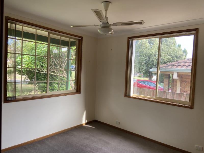 8 Baker Street, Tenambit NSW 2323