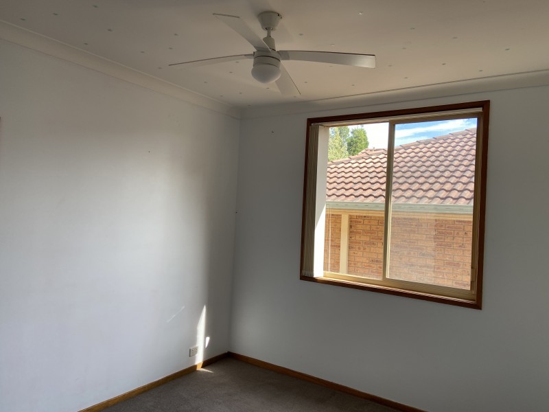 8 Baker Street, Tenambit NSW 2323