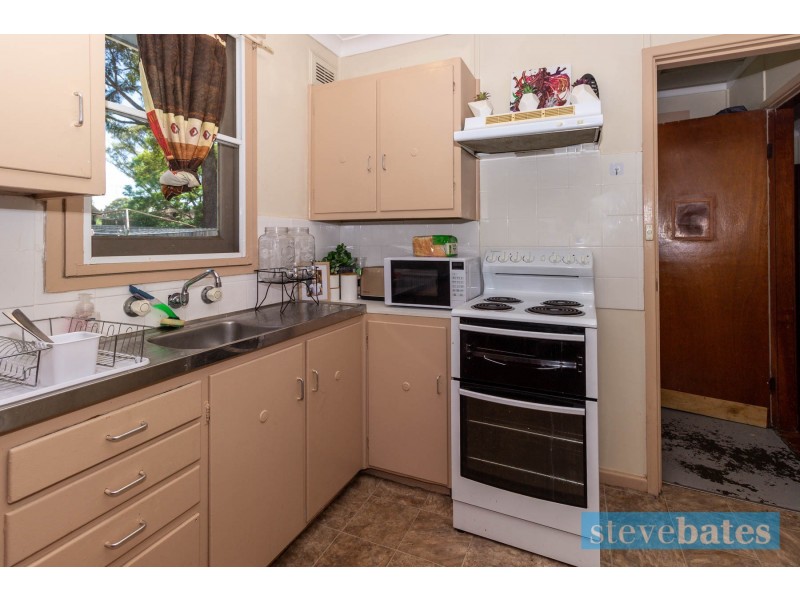 35 Troman Parade, Raymond Terrace NSW 2324