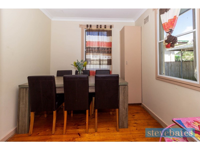 35 Troman Parade, Raymond Terrace NSW 2324