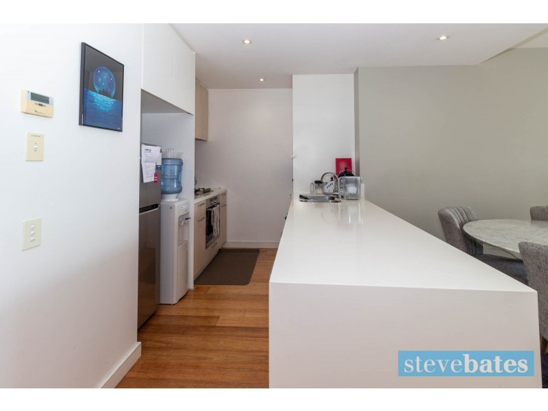 301/15 Honeysuckle Drive, Newcastle NSW 2300