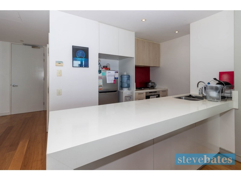 301/15 Honeysuckle Drive, Newcastle NSW 2300