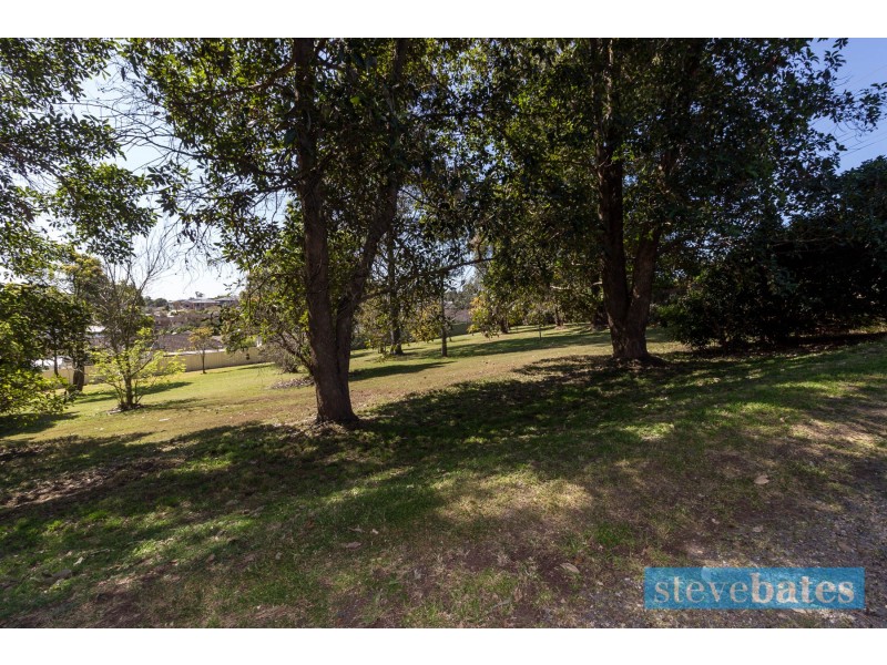12 Rees James Road, Raymond Terrace NSW 2324