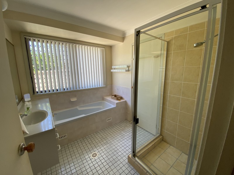 4 Courtaulds Road, Raymond Terrace NSW 2324