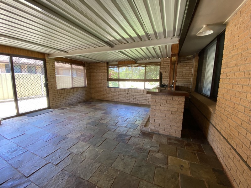 4 Courtaulds Road, Raymond Terrace NSW 2324