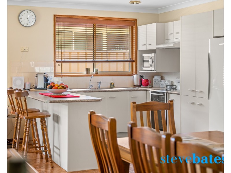 8 Cederwood Crescent, Raymond Terrace NSW 2324