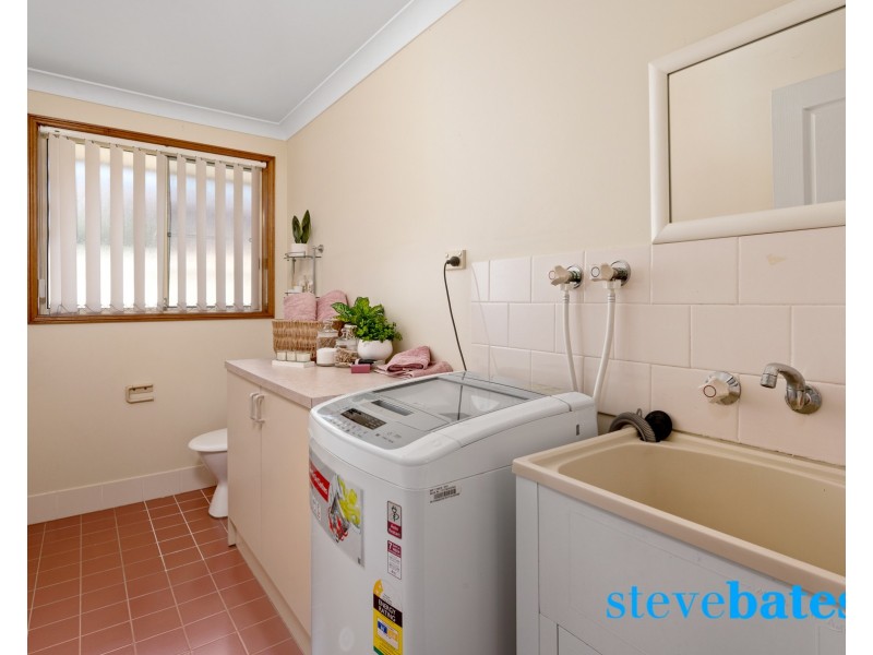 8 Cederwood Crescent, Raymond Terrace NSW 2324