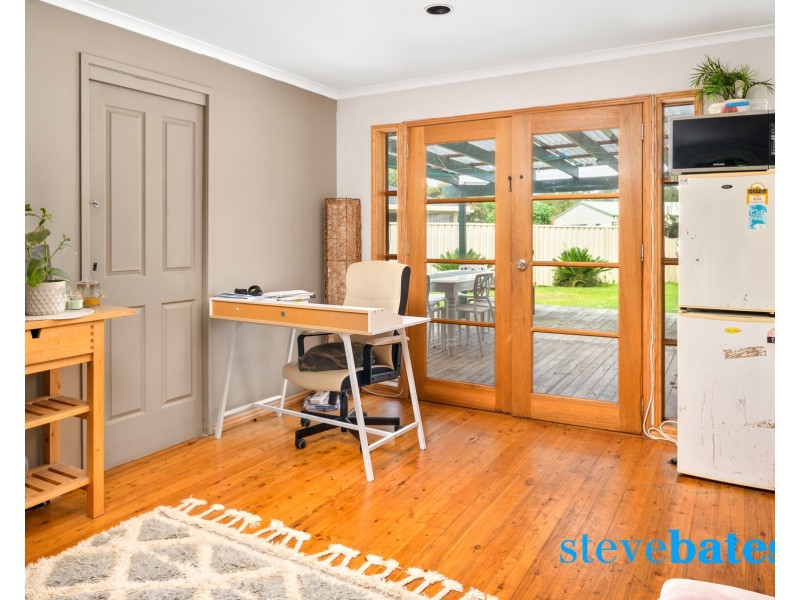 42 Cederwood Crescent, Raymond Terrace NSW 2324