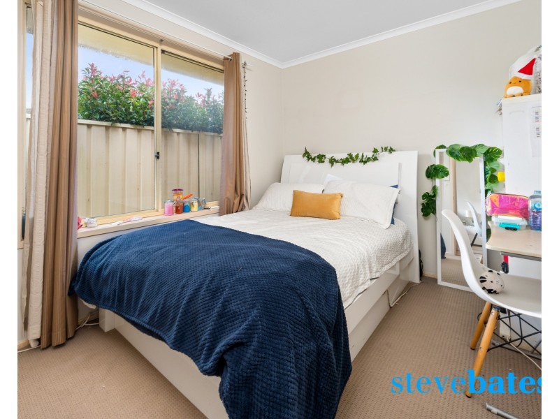 42 Cederwood Crescent, Raymond Terrace NSW 2324