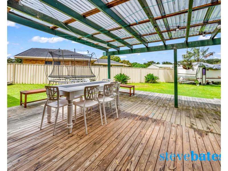 42 Cederwood Crescent, Raymond Terrace NSW 2324