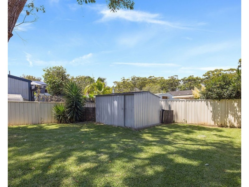 38 Boyd Avenue, Lemon Tree Passage NSW 2319