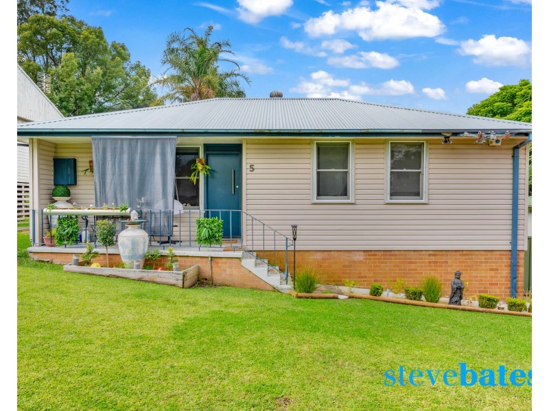 5 Edinburgh Street, Raymond Terrace NSW 2324