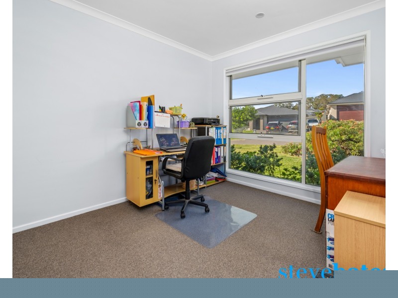 33 Dairyman Drive, Raymond Terrace NSW 2324
