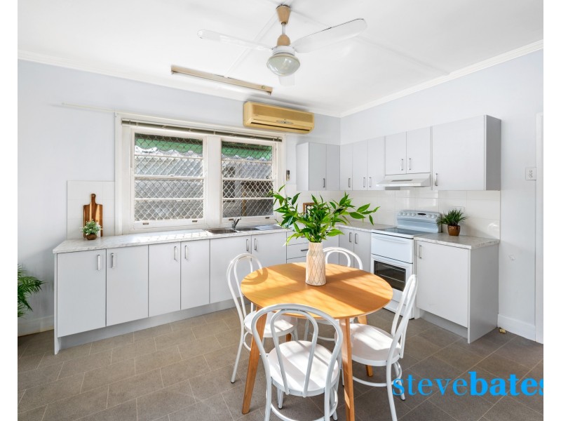 40 Kangaroo Street, Raymond Terrace NSW 2324