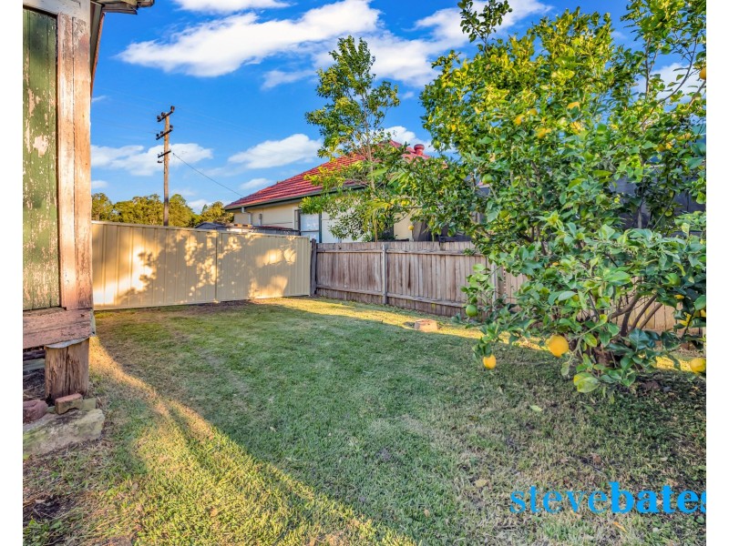 40 Kangaroo Street, Raymond Terrace NSW 2324